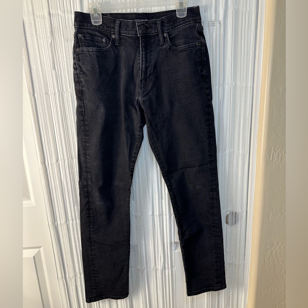 Lucky Brand Men’s Style 410 Athletic Slim Jean